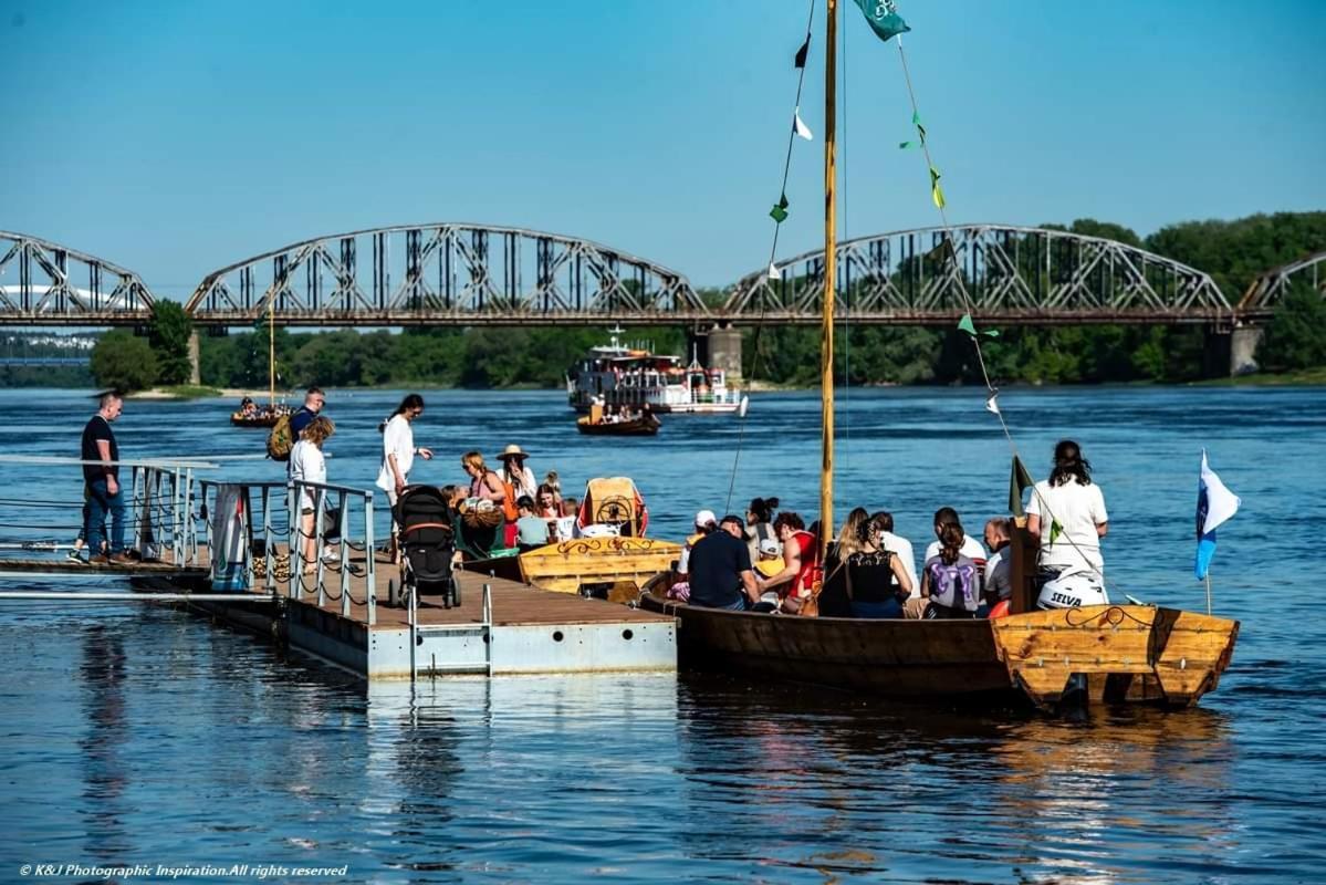 Barka Atena Stary Toruń Buitenkant foto