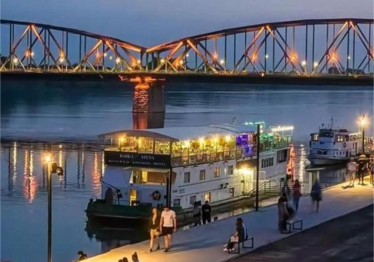 Barka Atena Stary Toruń Buitenkant foto